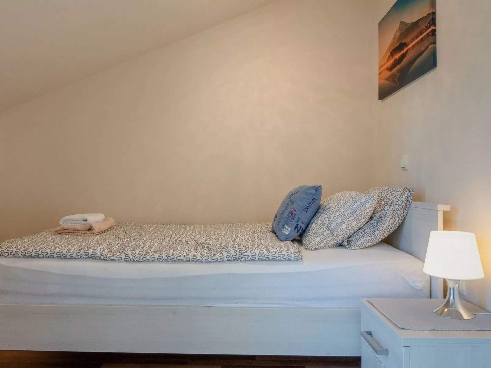 Apartment Sum mora 1 - Image-tags.info