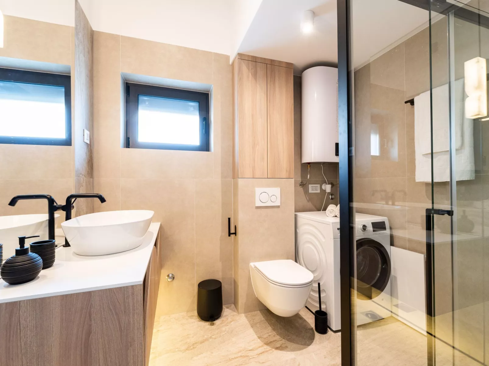 Vier-Schlafzimmer-Wohnung Dantela mit Tauchbecken - Binnen