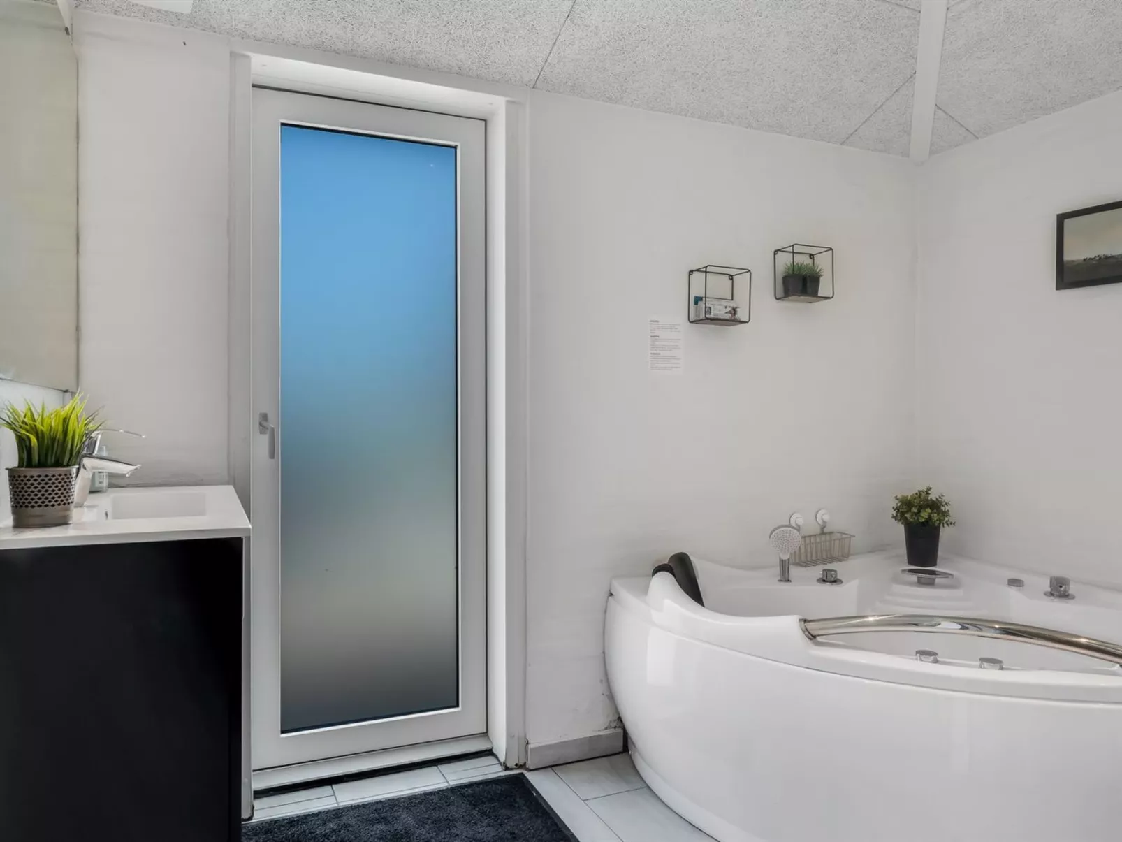 "Eerika" - 500m to the fjord - Binnen