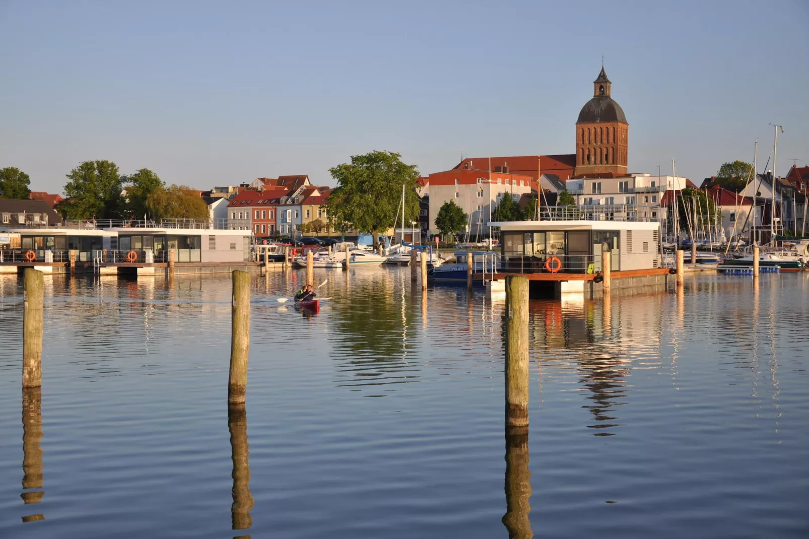 Floating House Charlotte - Gebieden zomer 1km