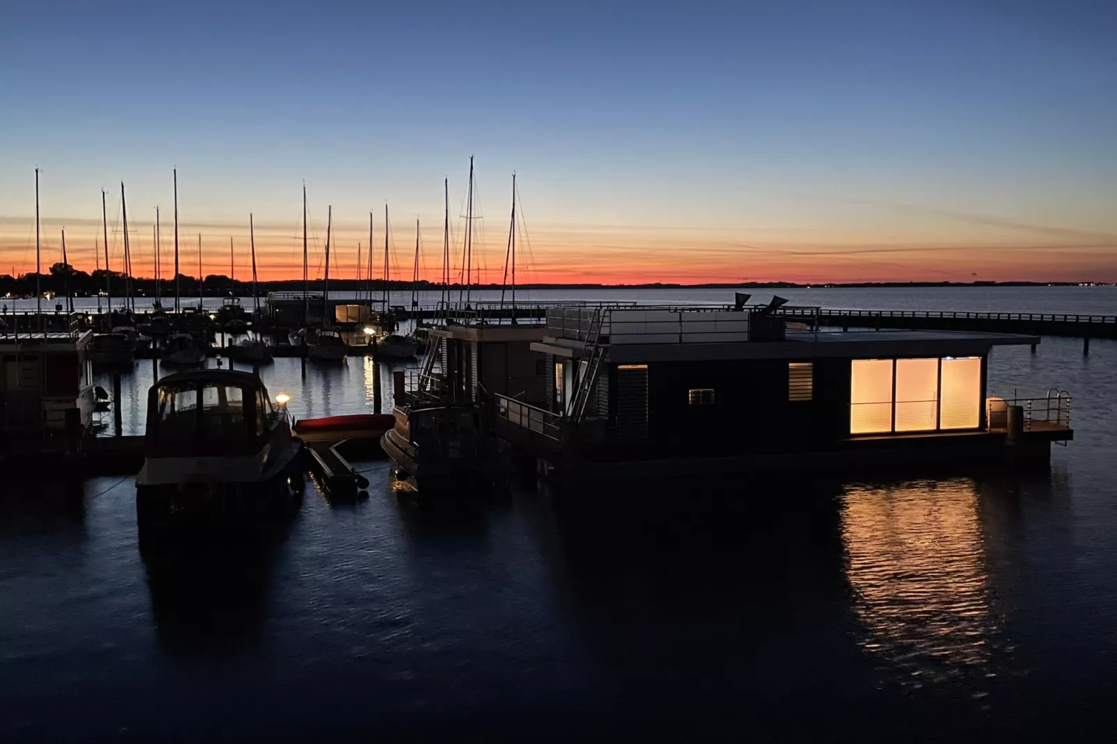 Floating House Rosi - Buitenkant zomer