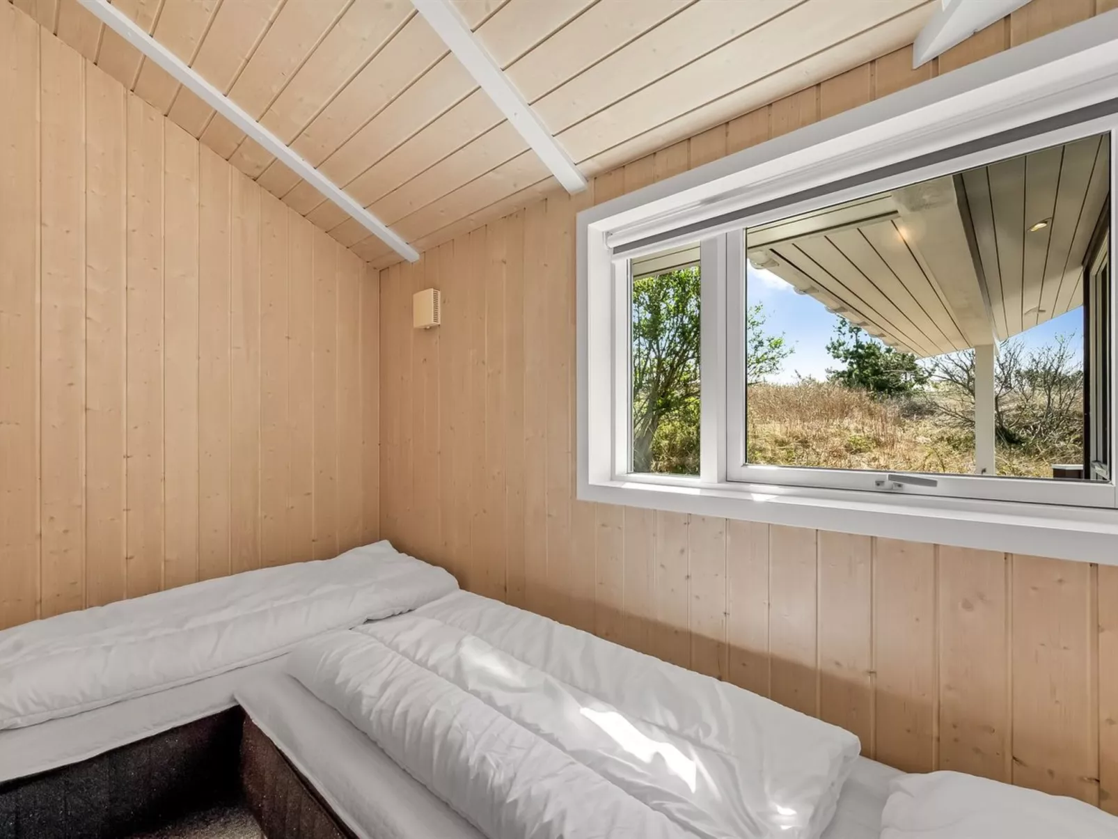 "Arine" - 700m to the fjord - Binnen