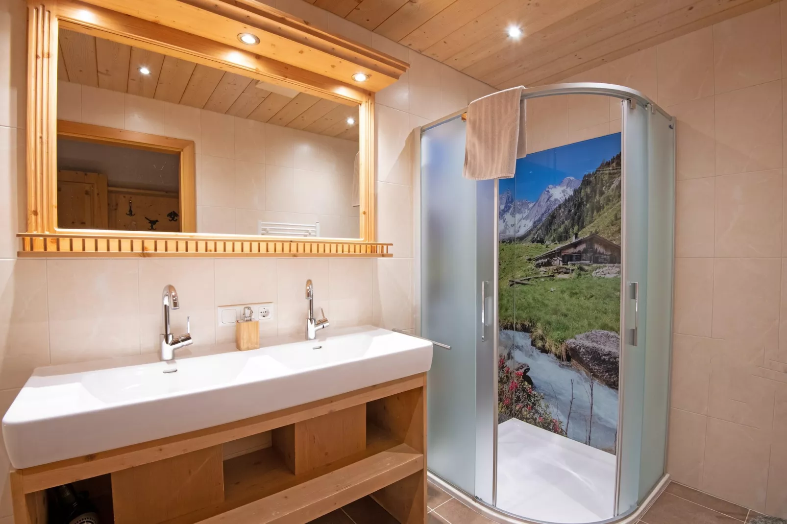 Thaler Hütte - Almzauber-Badkamer