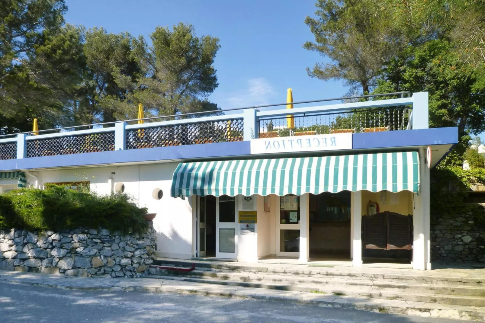 Ferienresort C'era Una Volta Villanova d'Albengo - Type MH C 5 Pax ca 34 qm - Buitenkant zomer