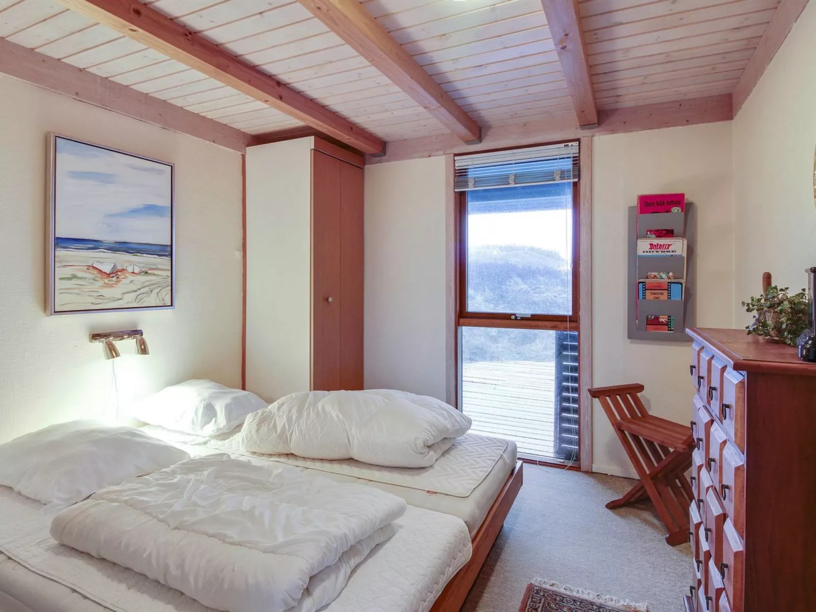 "Essie" - 250m from the sea - Binnen