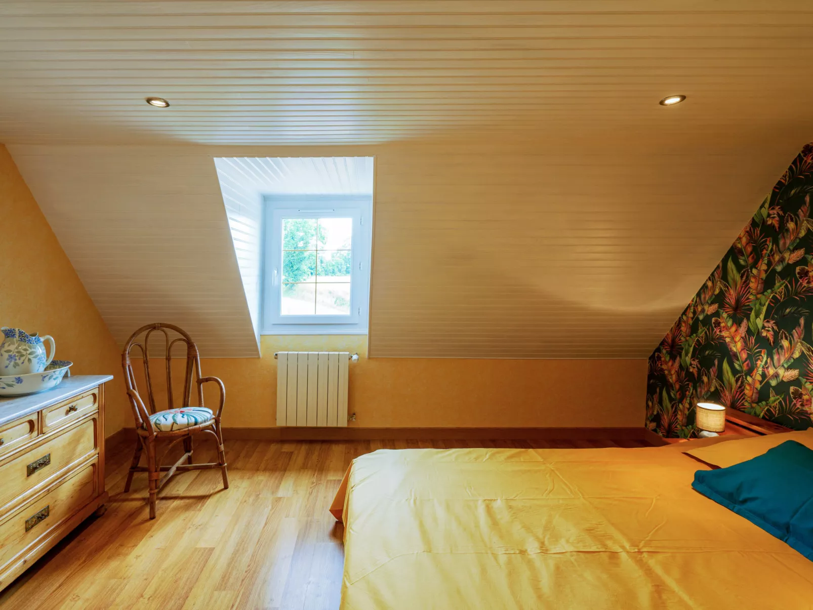 Les Volets Rouges - Binnen