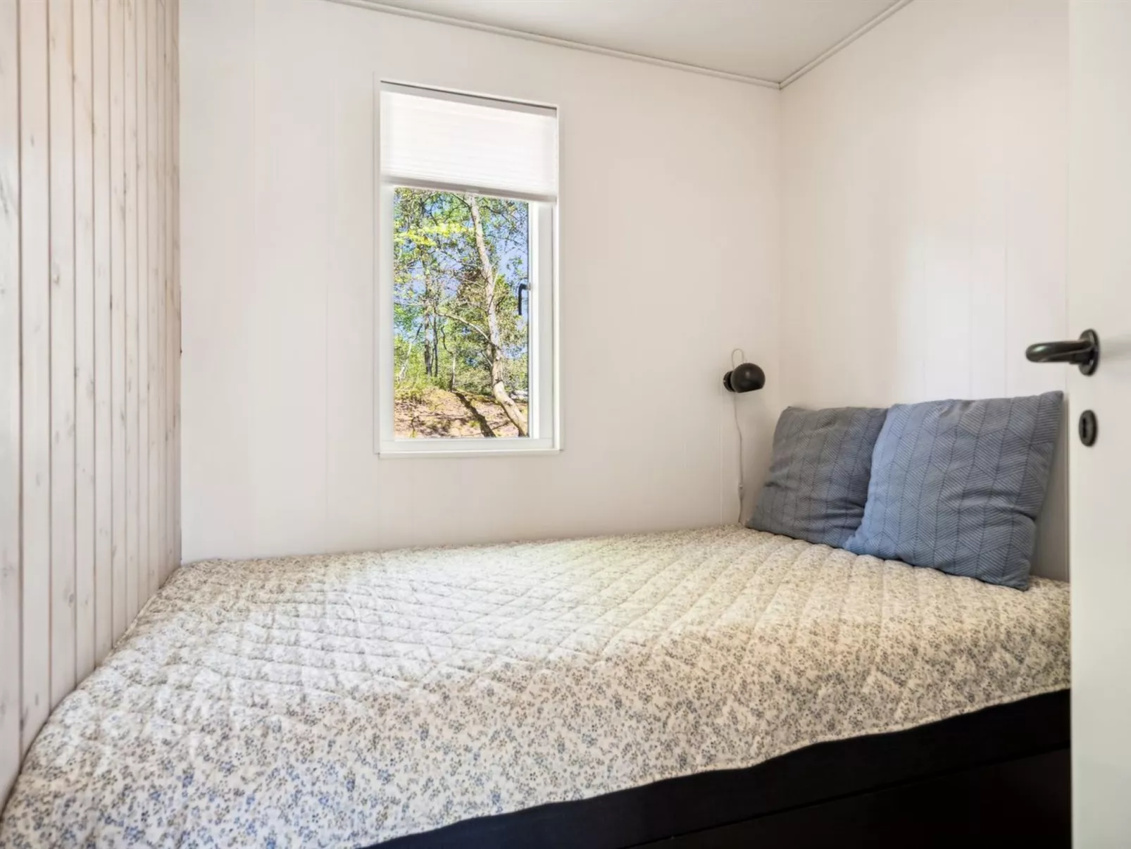 "Roze" - 450m from the sea - Binnen