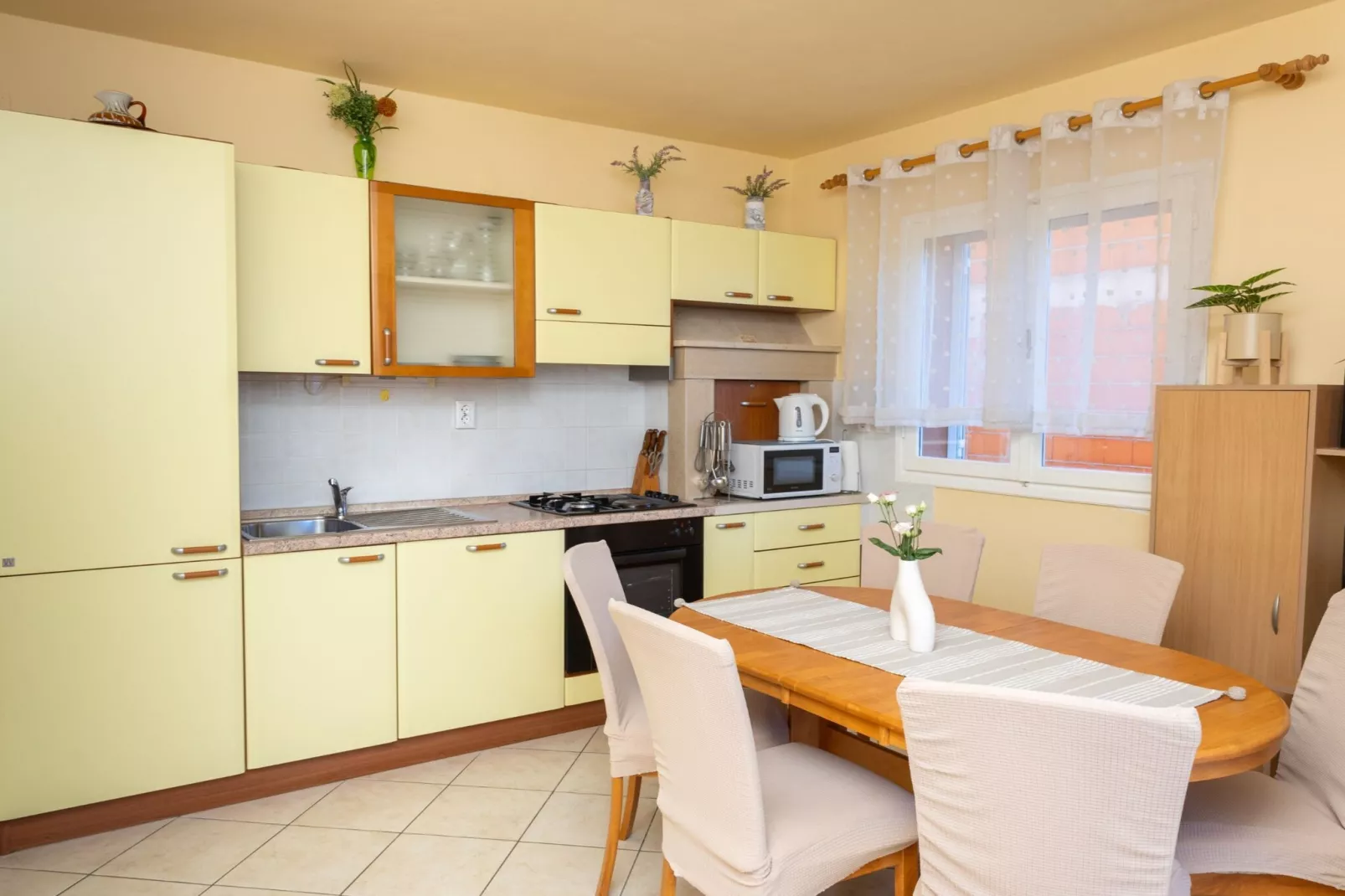 Apartments Sea Line - Two Bedroom Apartment with Terrace and Sea View-Keuken