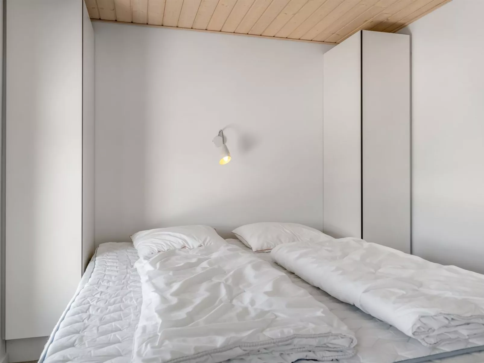 "Jonas" - 450m from the sea-Binnen