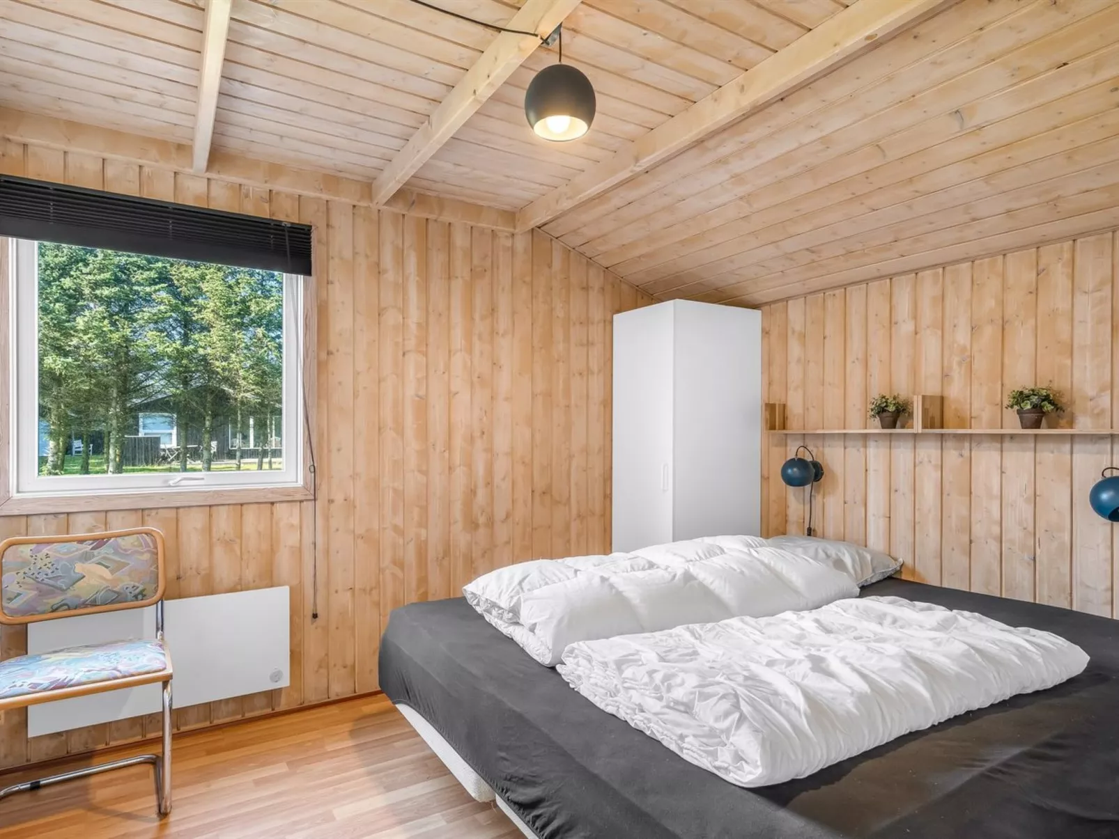 "Peder" - 700m from the sea-Binnen