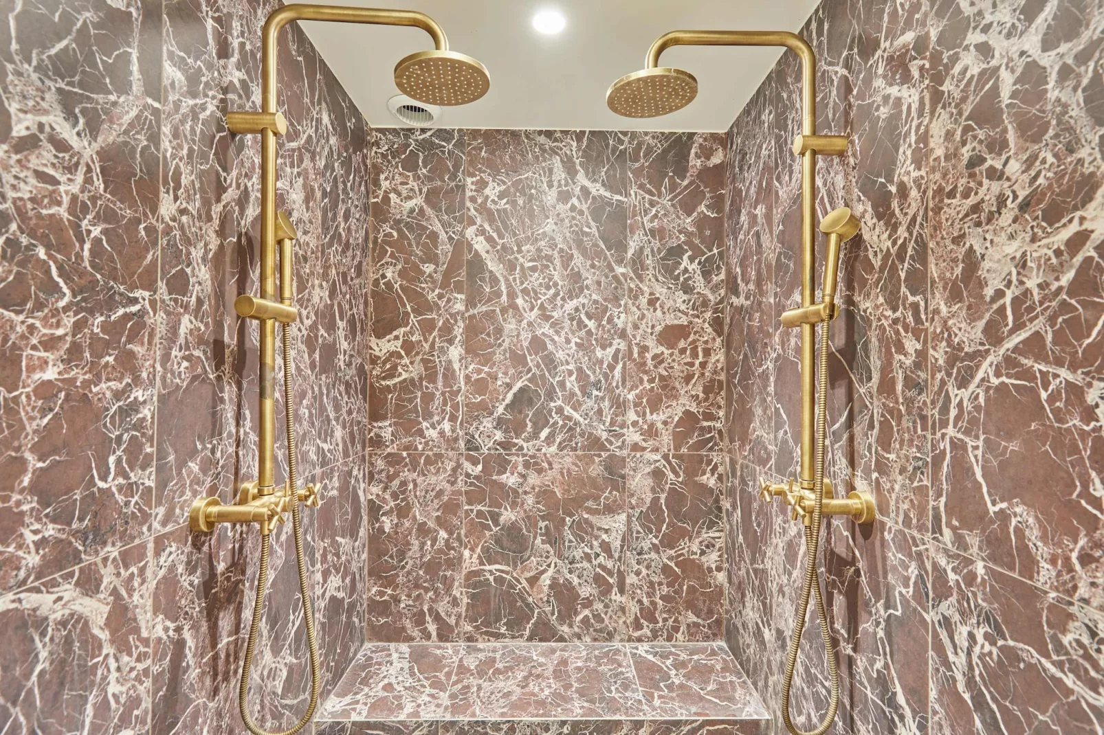 BOULOI 7-Niet-getagd