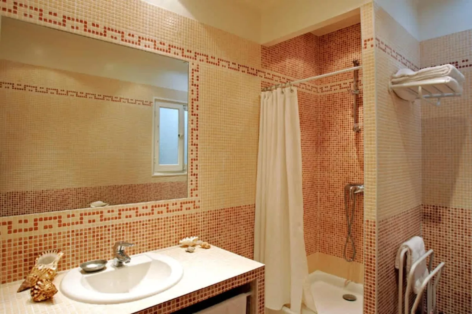 Villa plage privée vue sur la mer-Badkamer