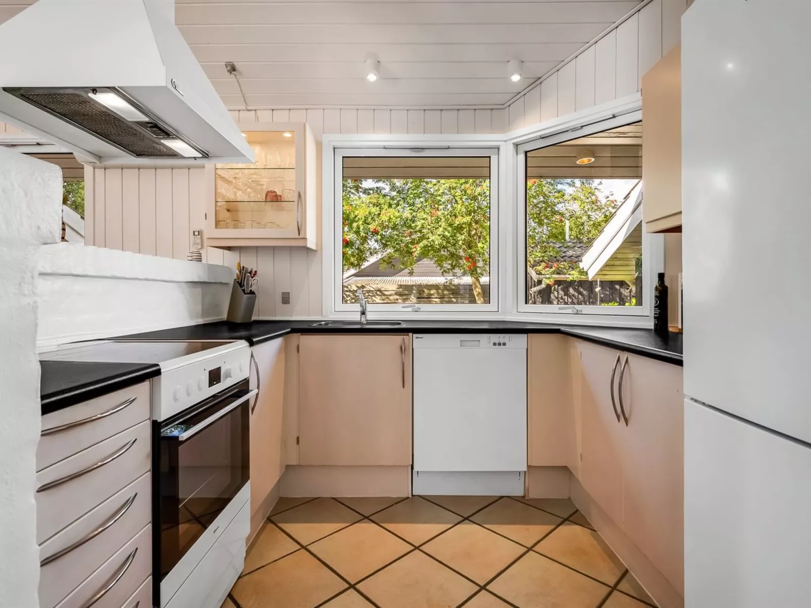 "Margrethe" - 600m from the sea-Binnen