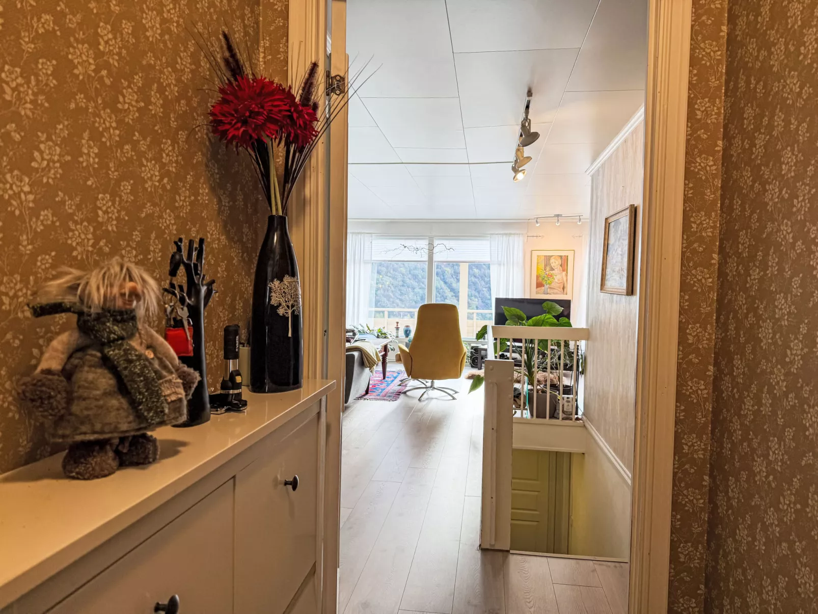 Høyanger Panorama - Binnen