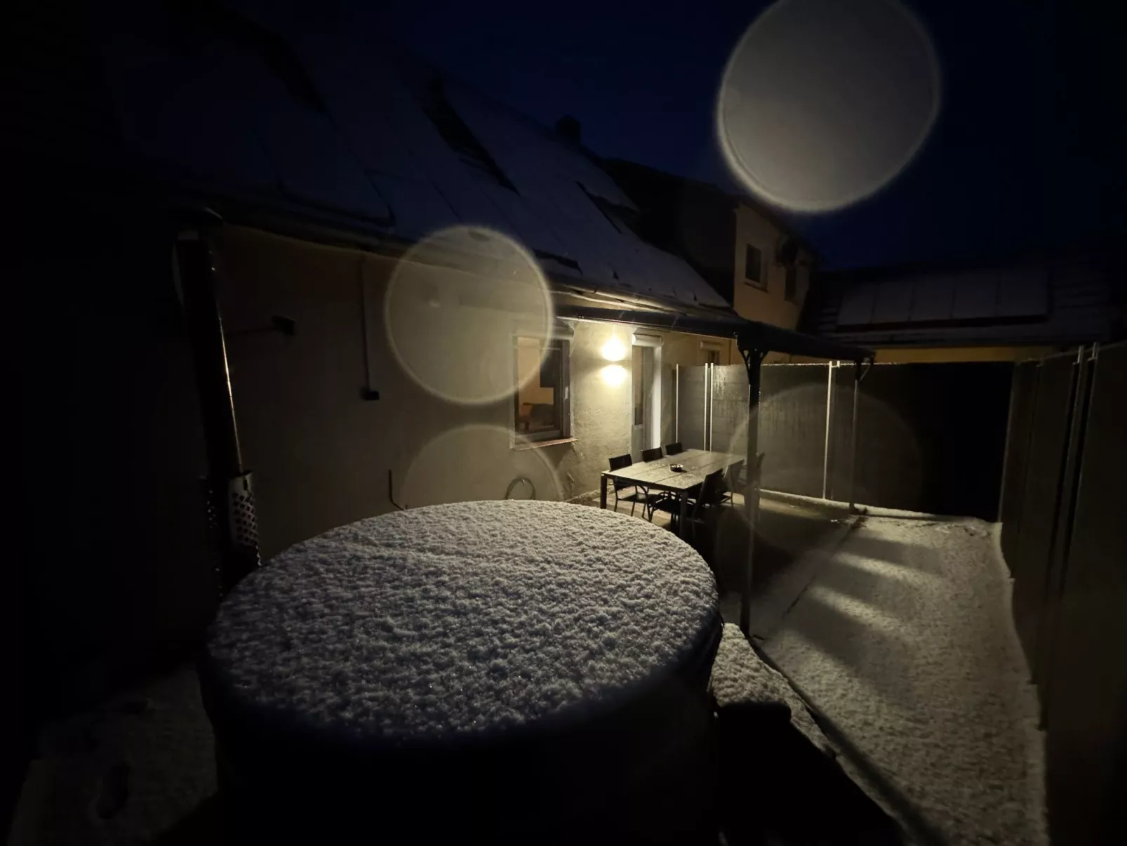 Mit privat Hottub und Klima. - Image-tags.info