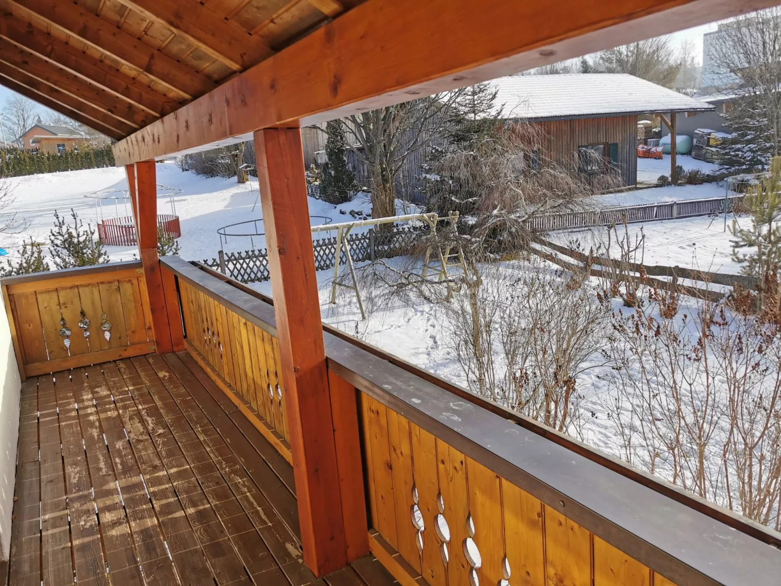 Mit komplett eingerichteter Küchenzeile im Wohnraum - Image-tags.info