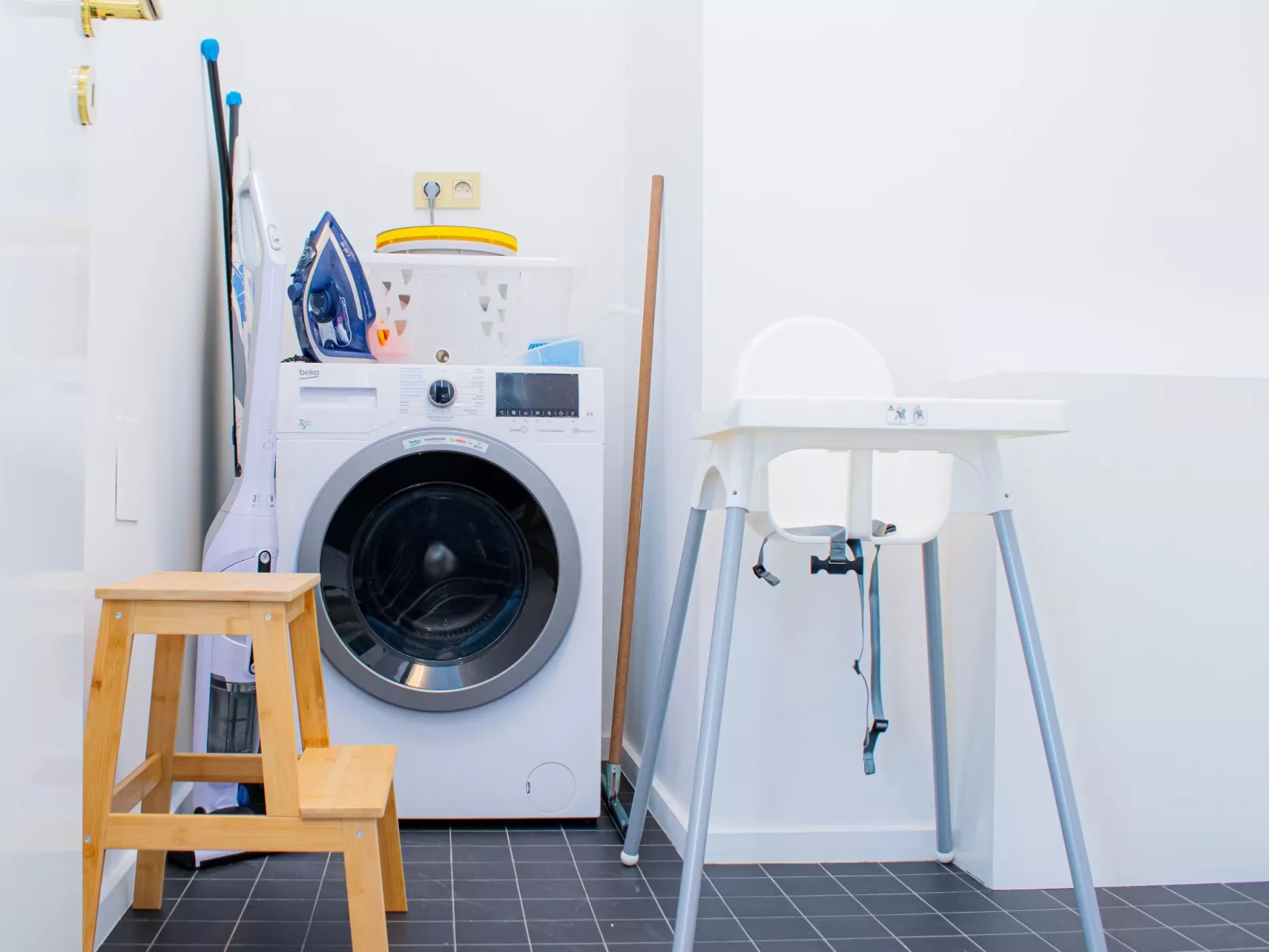 "Chic City Escape 2B" - Image-tags.info