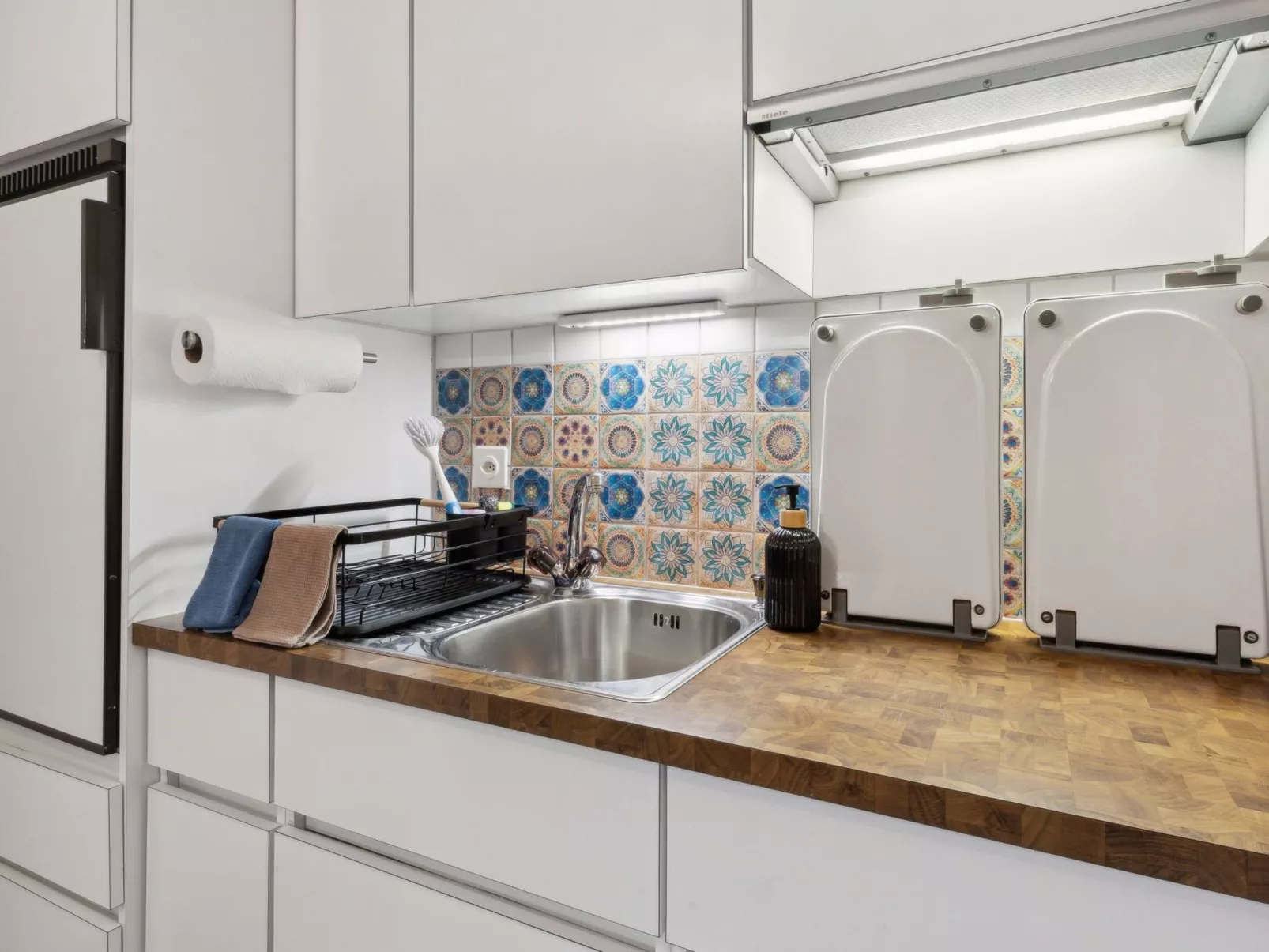 4 Seasons Apartment - Image-tags.info