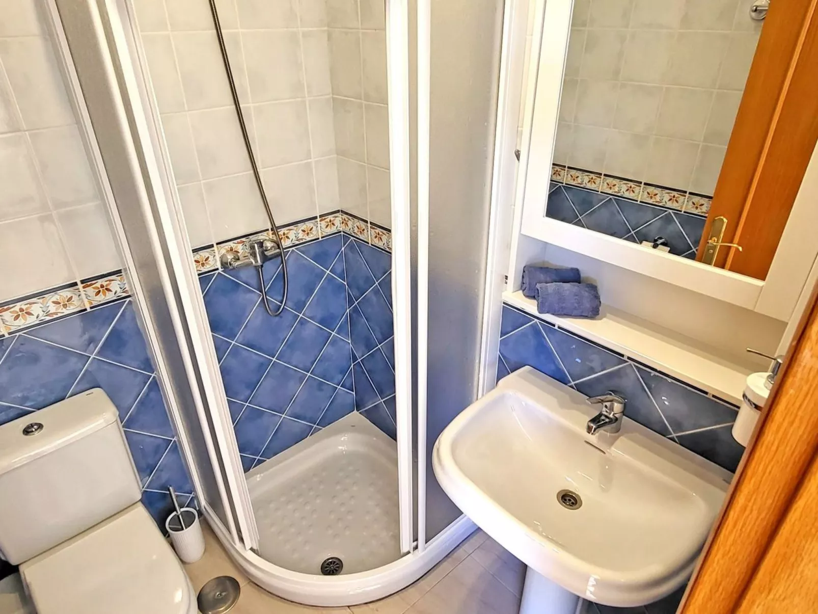 Bella Vista - Image-tags.info