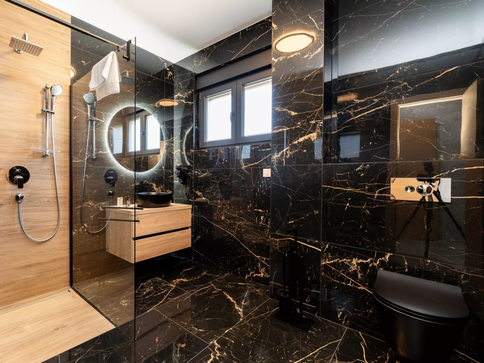 Apartment Royal 2 - Image-tags.info