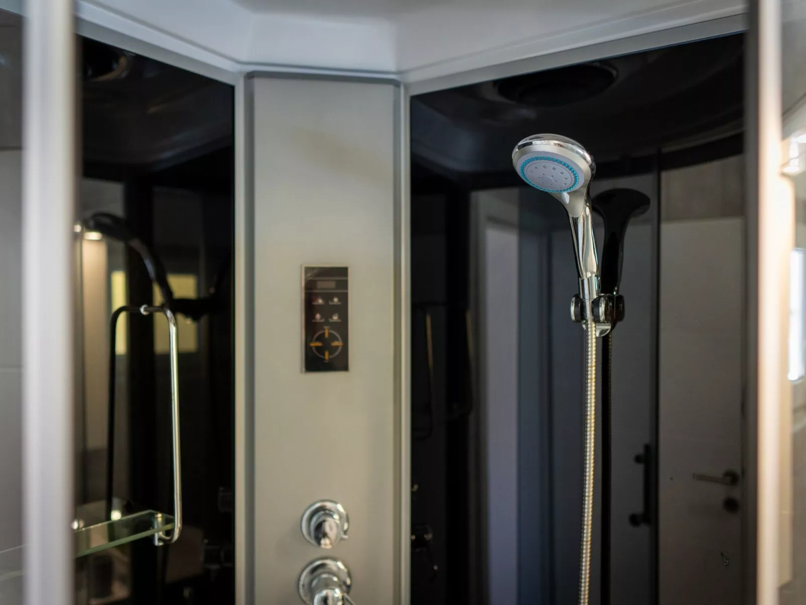 Apartment TT 1 - Image-tags.info