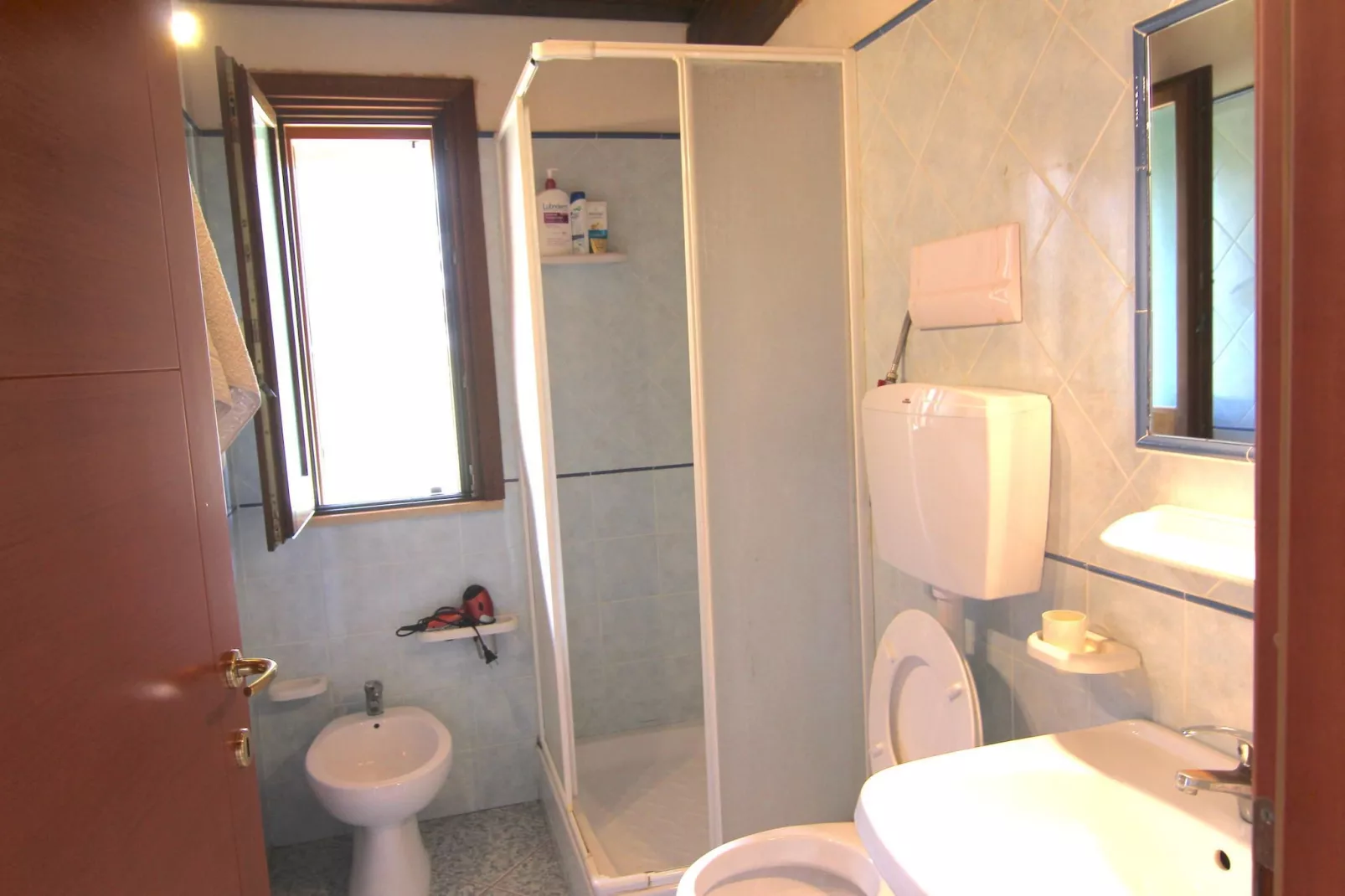 Villaseasicily 16p - Badkamer