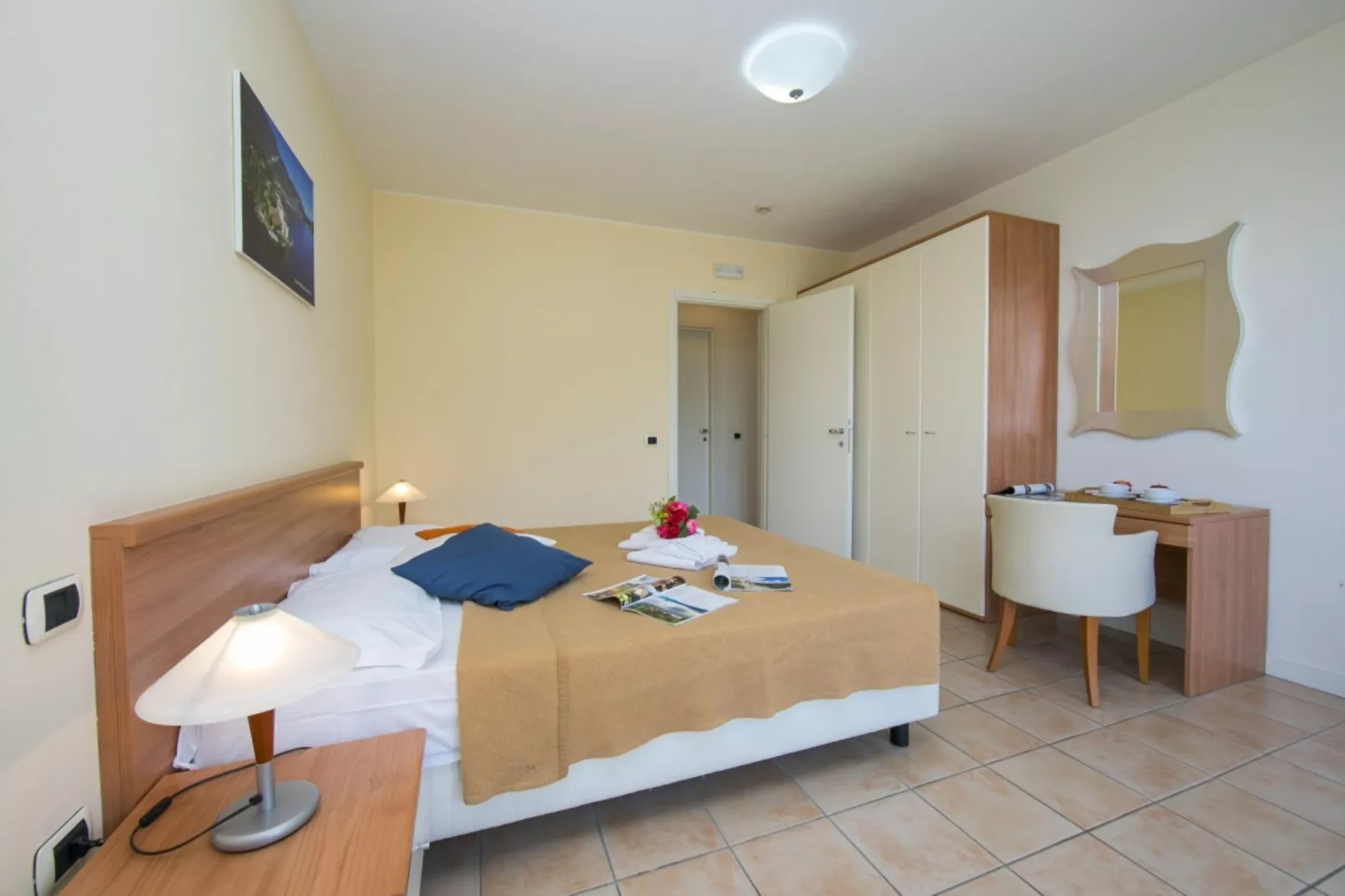 RESIDENCE PORTO LETIZIA - PALACE-1ROOM APT 4 PAX MOUNTAIN VIEW PLUS 8203 - P1MP4 - Slaapkamer