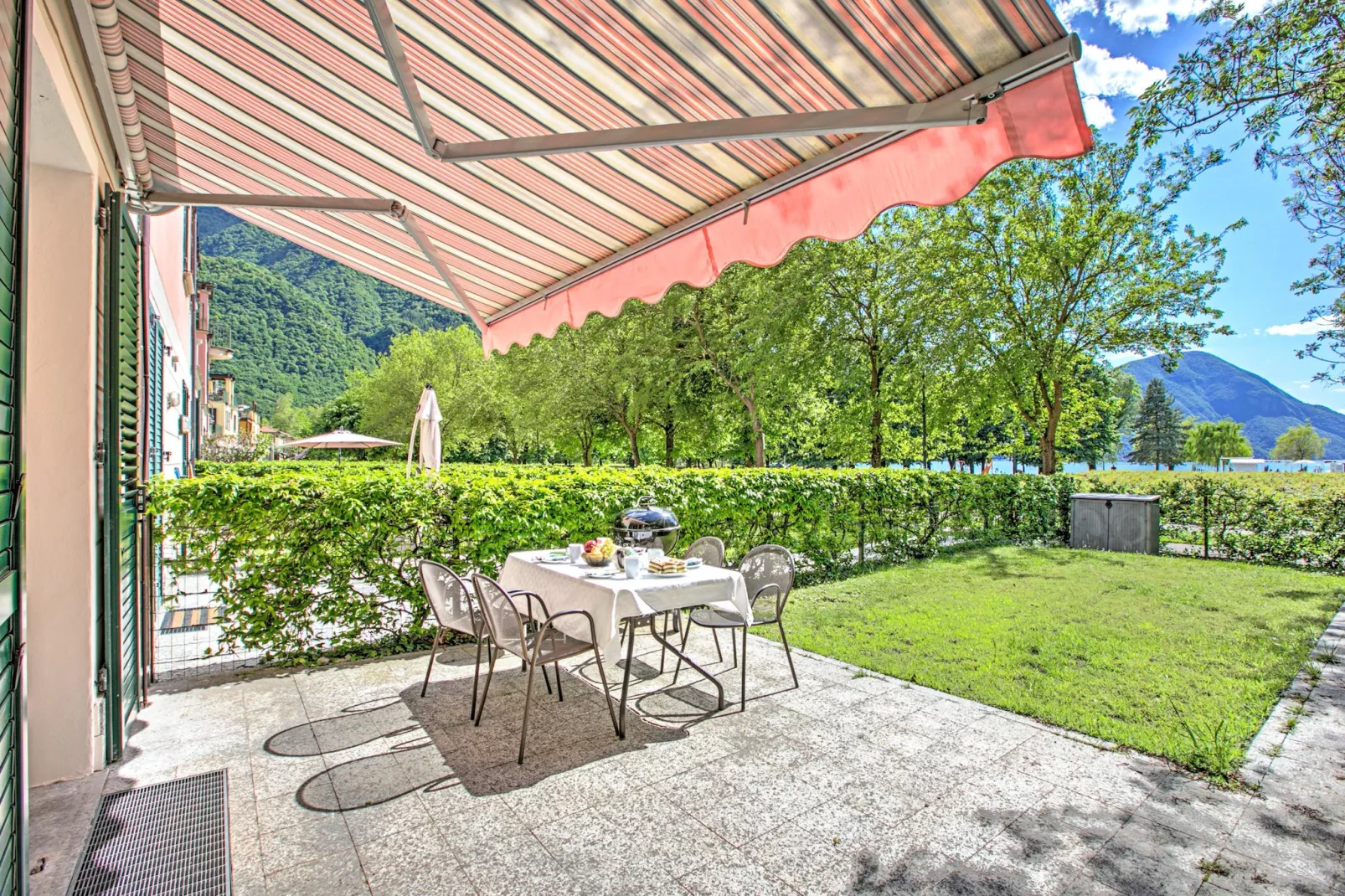 RESIDENCE PORTO LETIZIA - VILLAS-BILOCALE 4 PAX VISTA LAGO PLUS 8215 - V1LP4 - Terrasbalkon