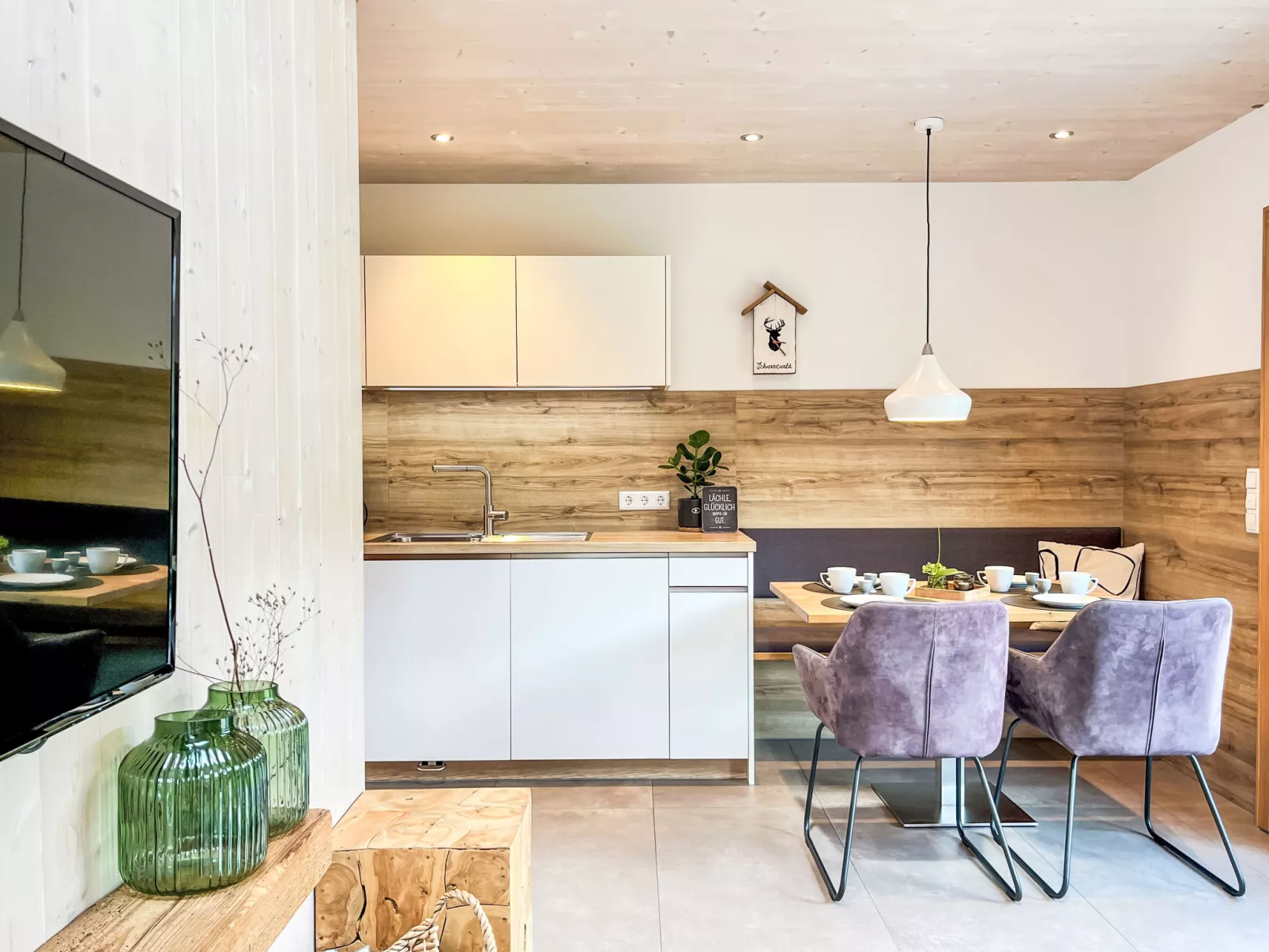 Kinast (HFT202)-Binnen