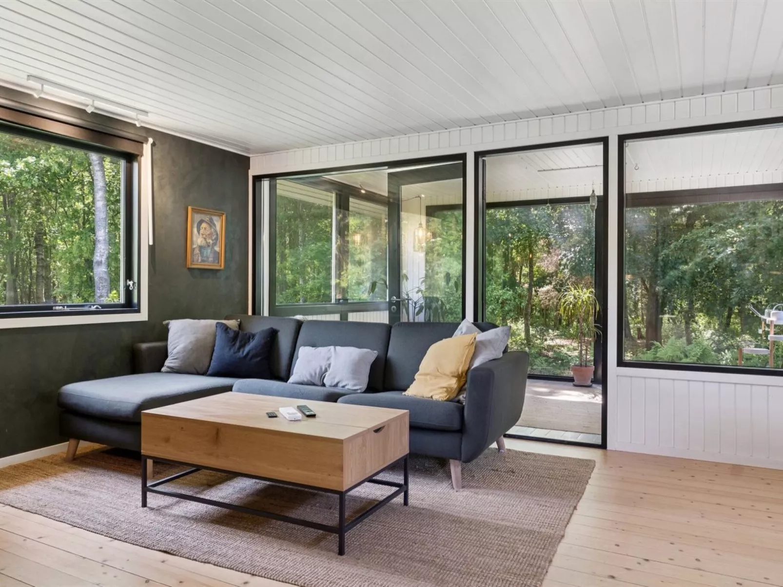 "Dreng" -  from the sea - Binnen