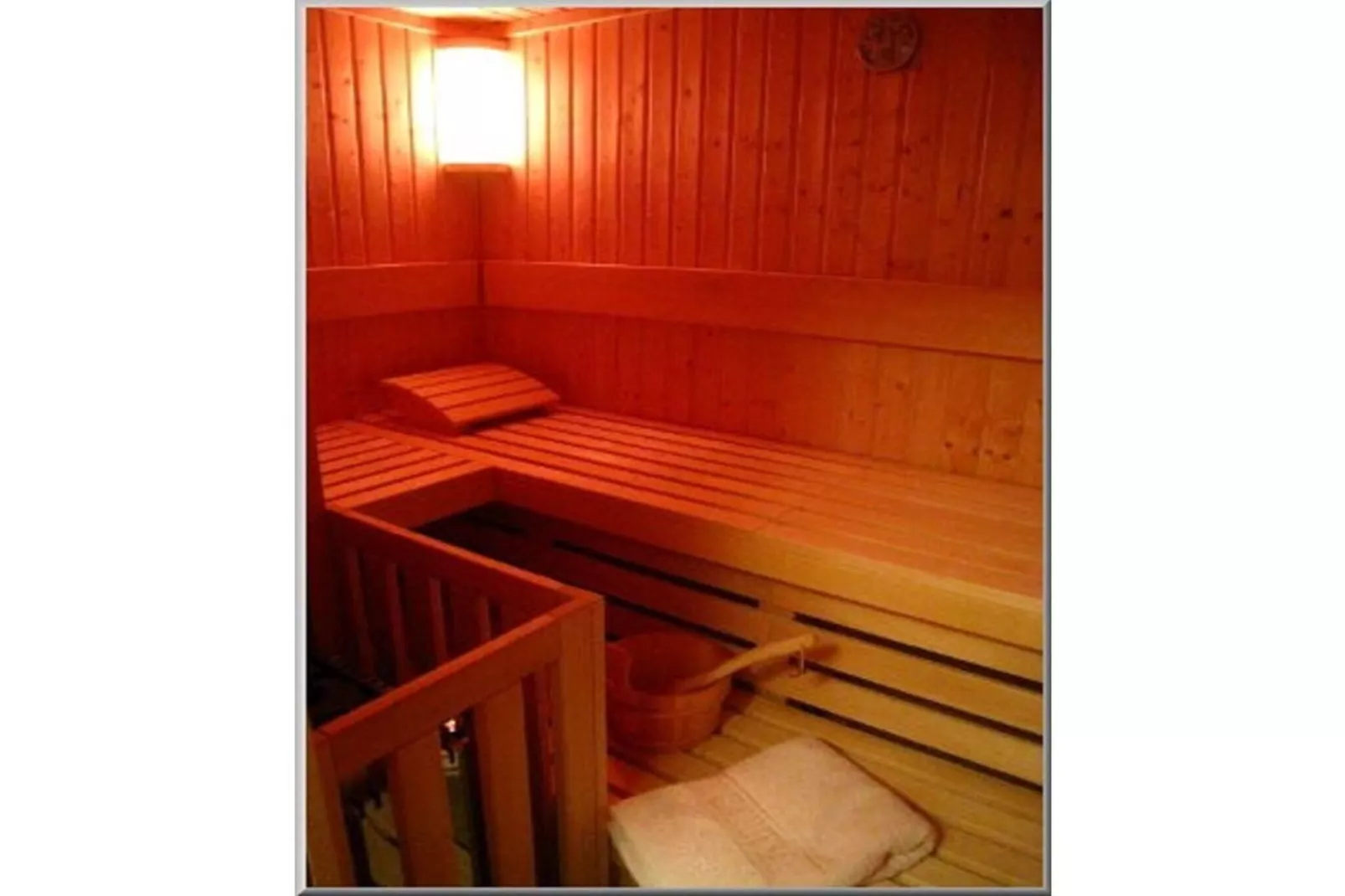169561-Sauna
