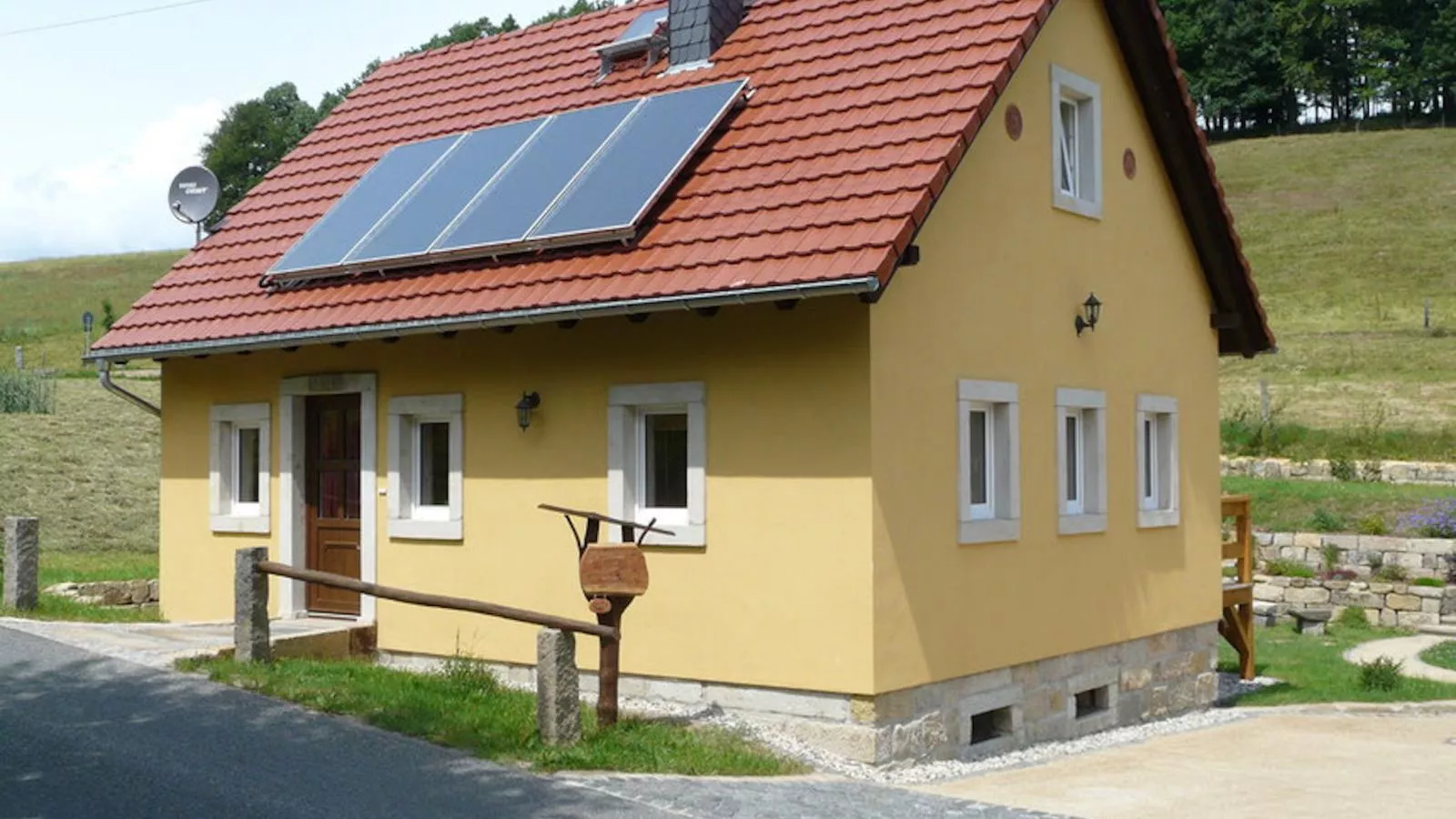 Hohnstein-Buitenkant zomer