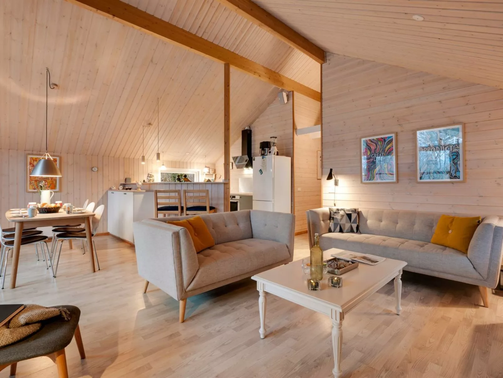 "Iorund" - 10km from the sea-Binnen