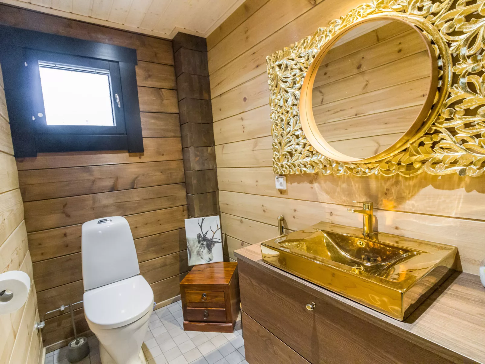 Villa valoisa - Binnen