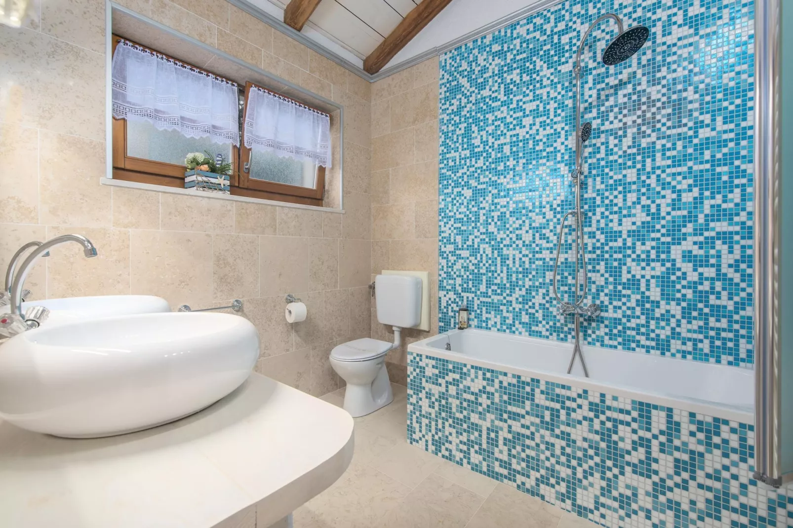 Villa Lipica - Badkamer