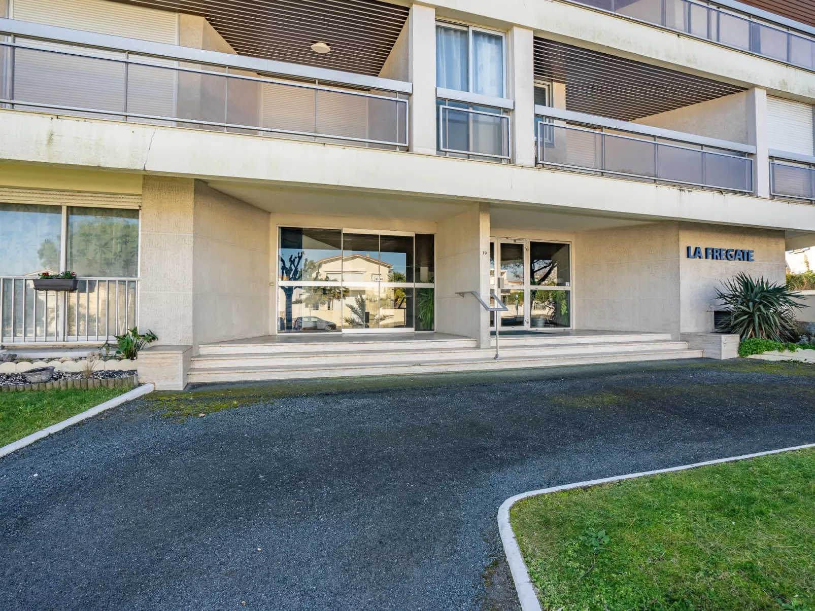 La Frégate - Buiten