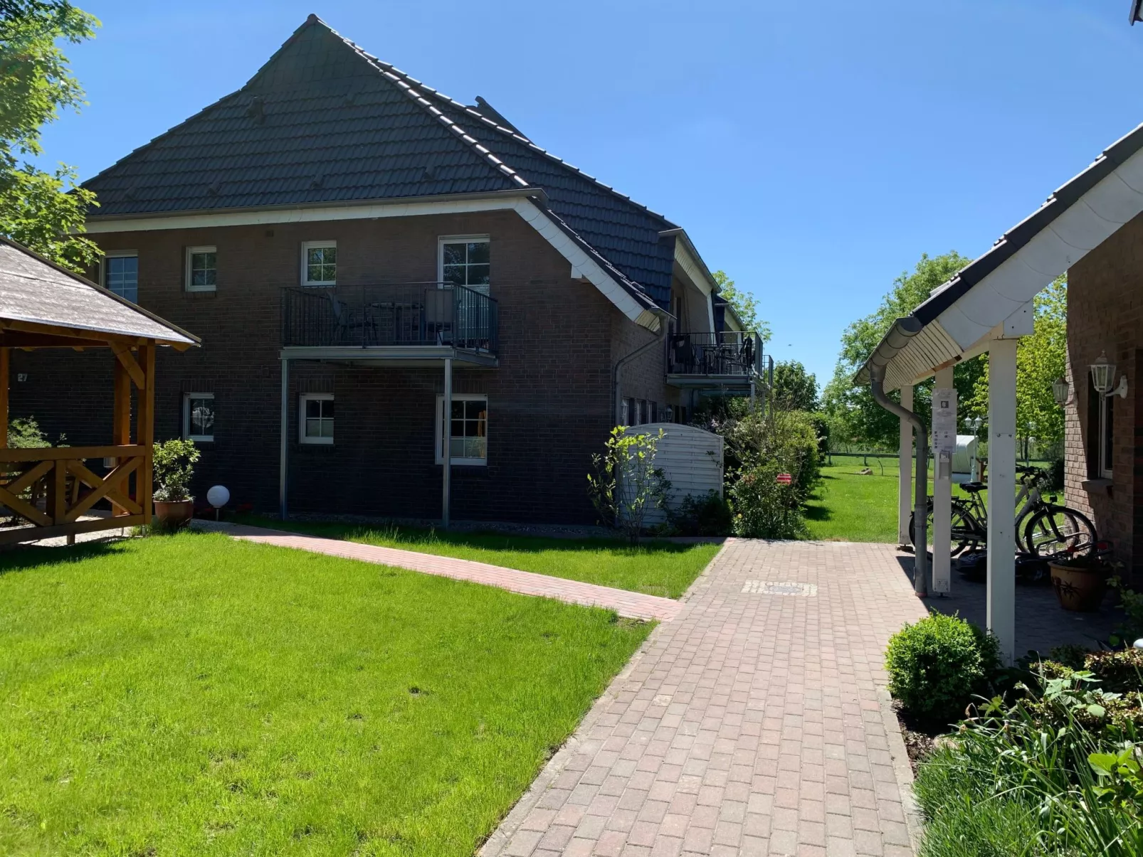 Mit Balkon - Image-tags.info