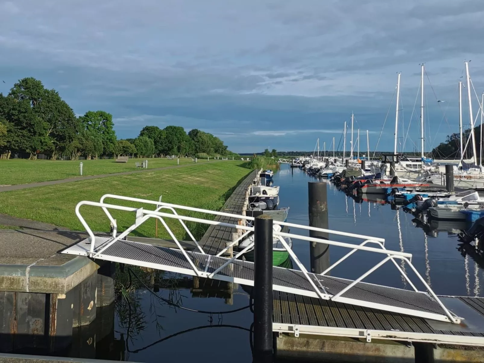 Wohnung für sechs Personen im Dachgeschoss - Image-tags.info