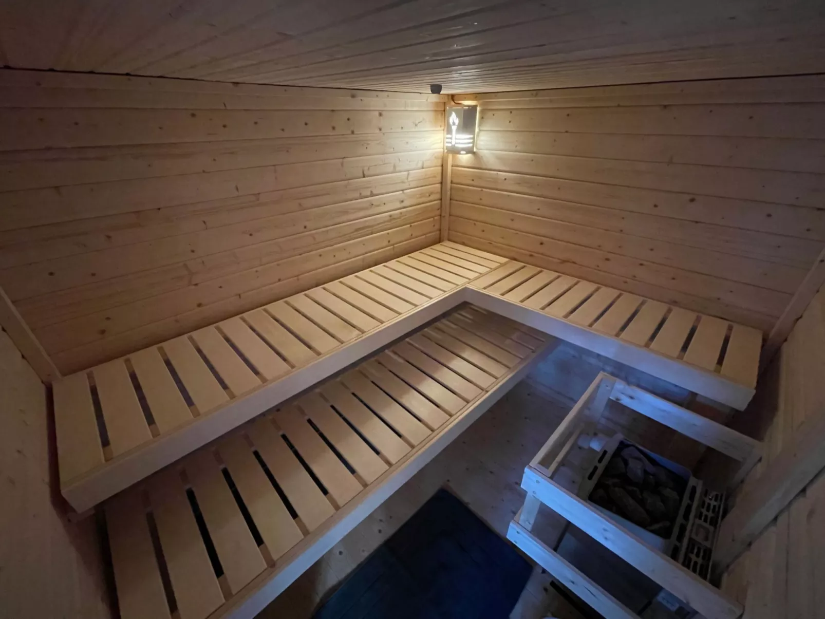 Schönes Ferienhaus in Neundorf mit Großer Terrasse - Image-tags.info