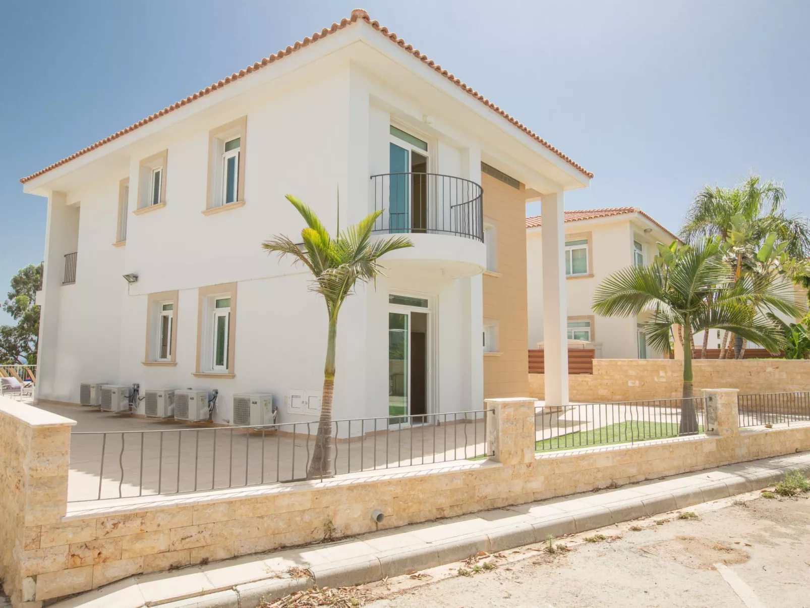 Schöne Villa direkt am Meer - Image-tags.info