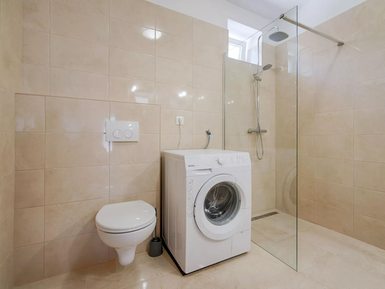 Schönes Haus in Pinezići mit privatem Parkplatz - Image-tags.info