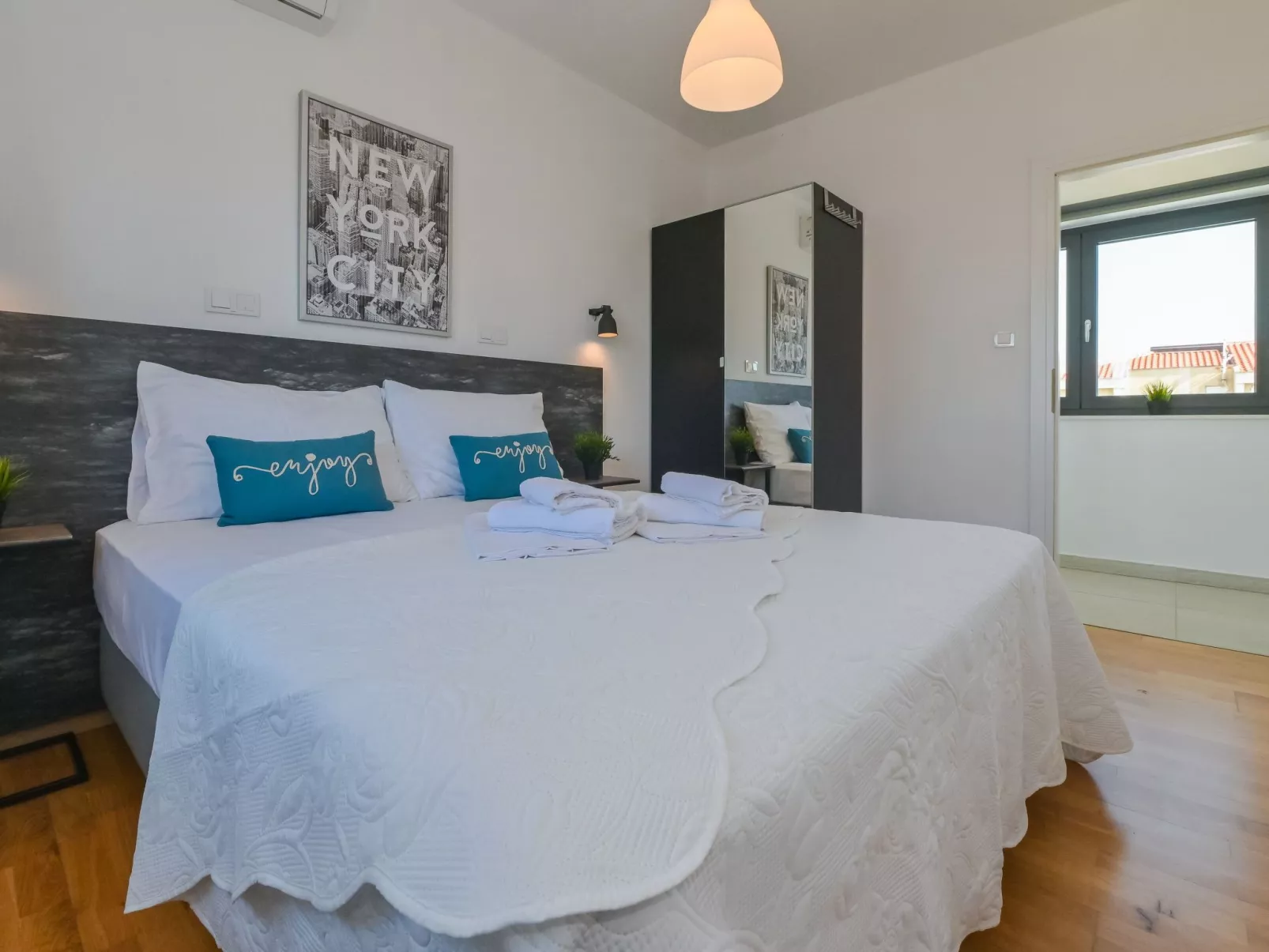 Mit Privatpool für 16 Personen ca. 160 m&sup2; in Novalja, Adriaküste Kroatien - Image-tags.info