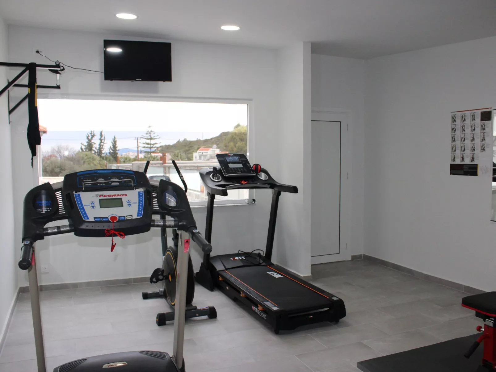 Athena PoolFront - Image-tags.info