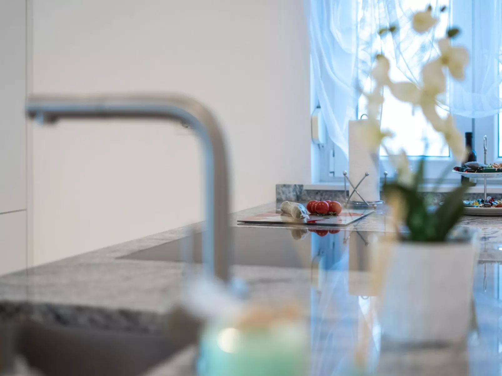 Neue Villa mit Pool und Meerblick - Image-tags.info