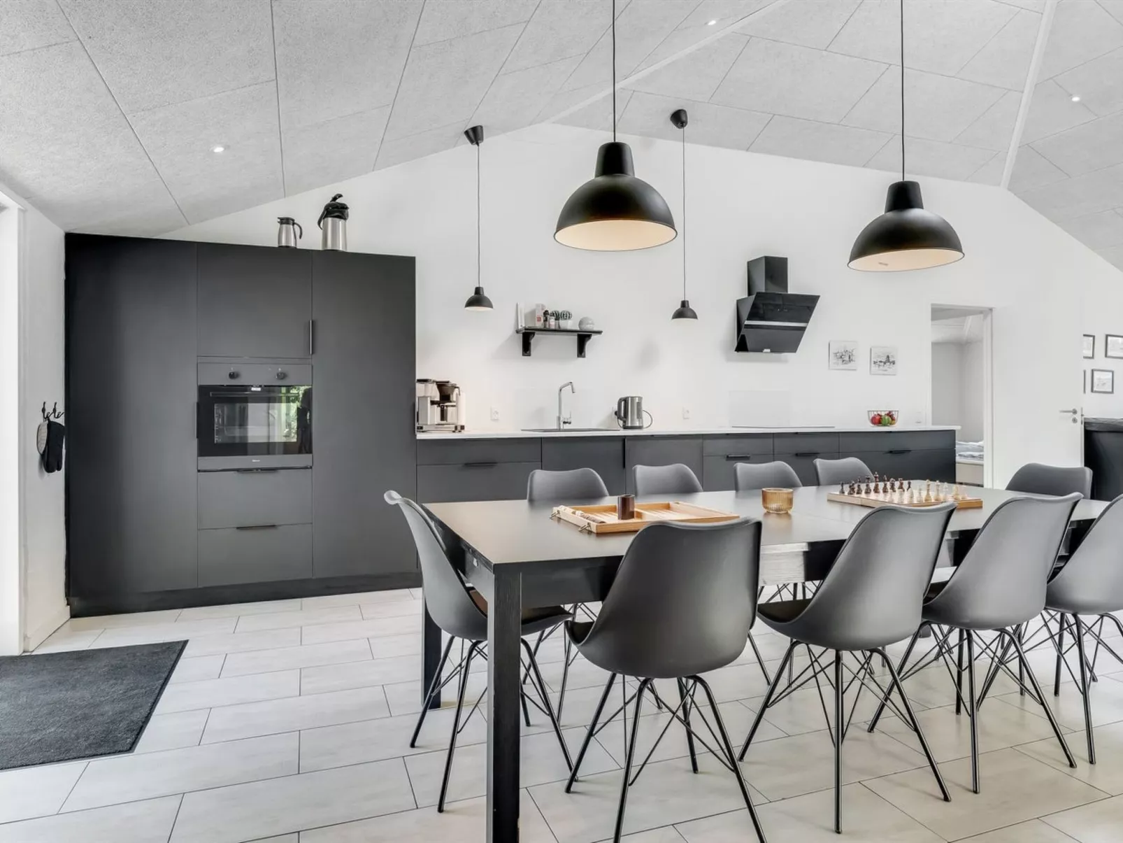 "Eerika" - 500m to the fjord - Binnen