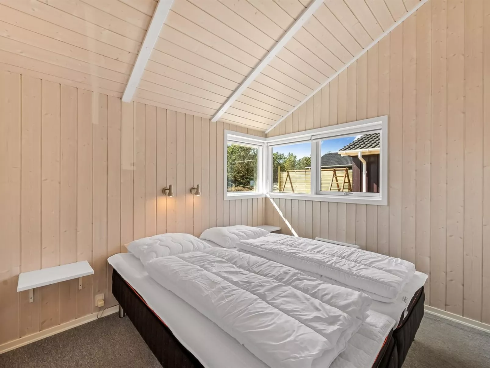 "Arine" - 700m to the fjord - Binnen