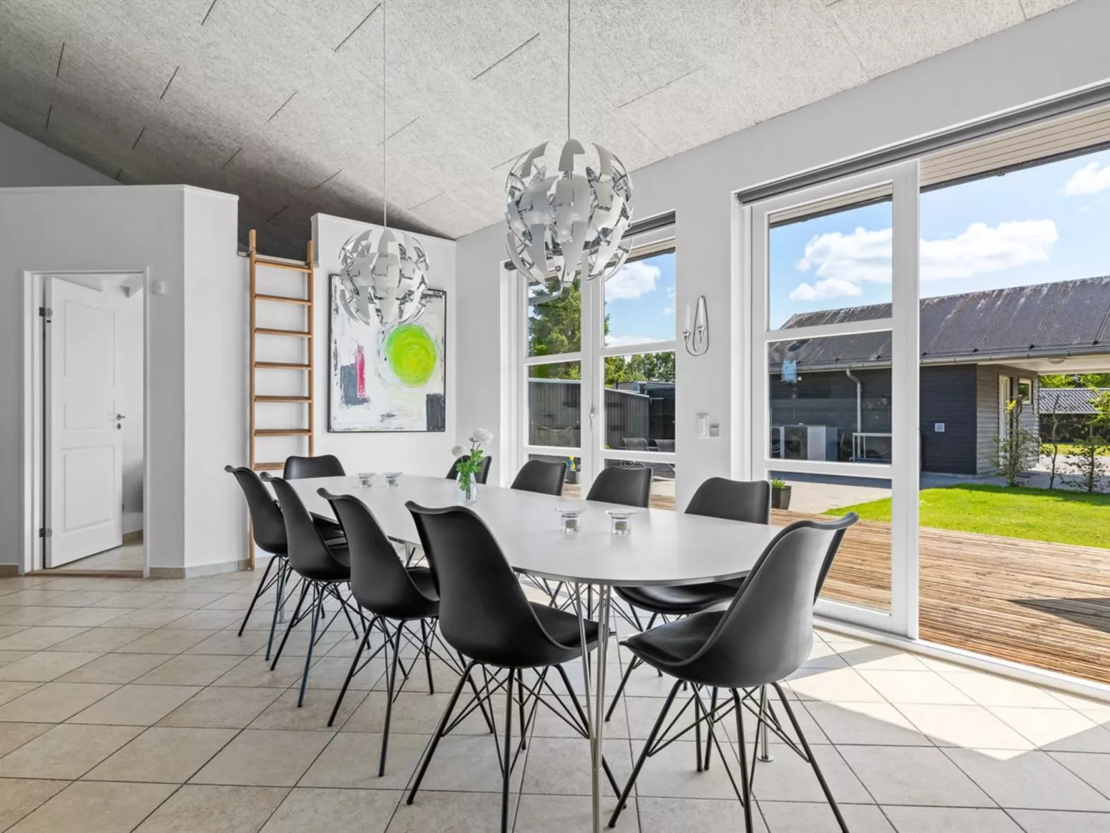 "Mildred" - 400m from the sea - Binnen