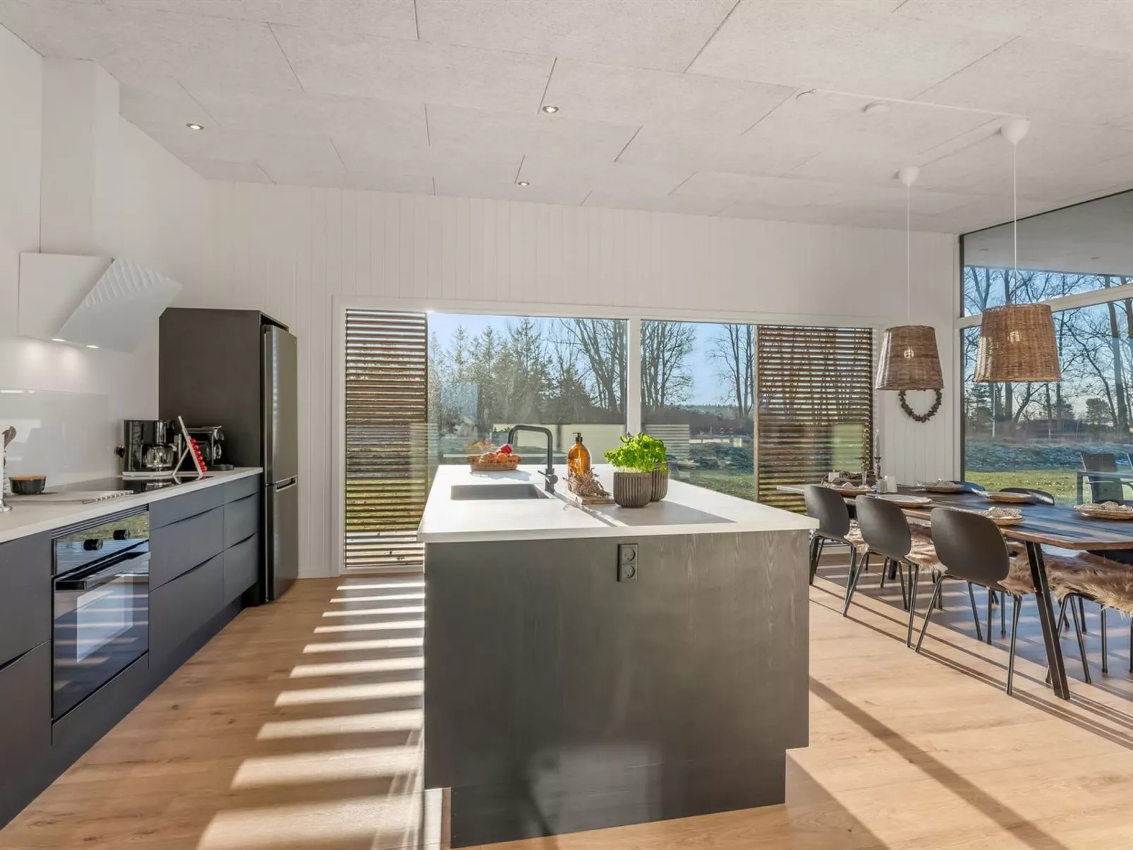 "Vanna" - 1.2km from the sea - Binnen