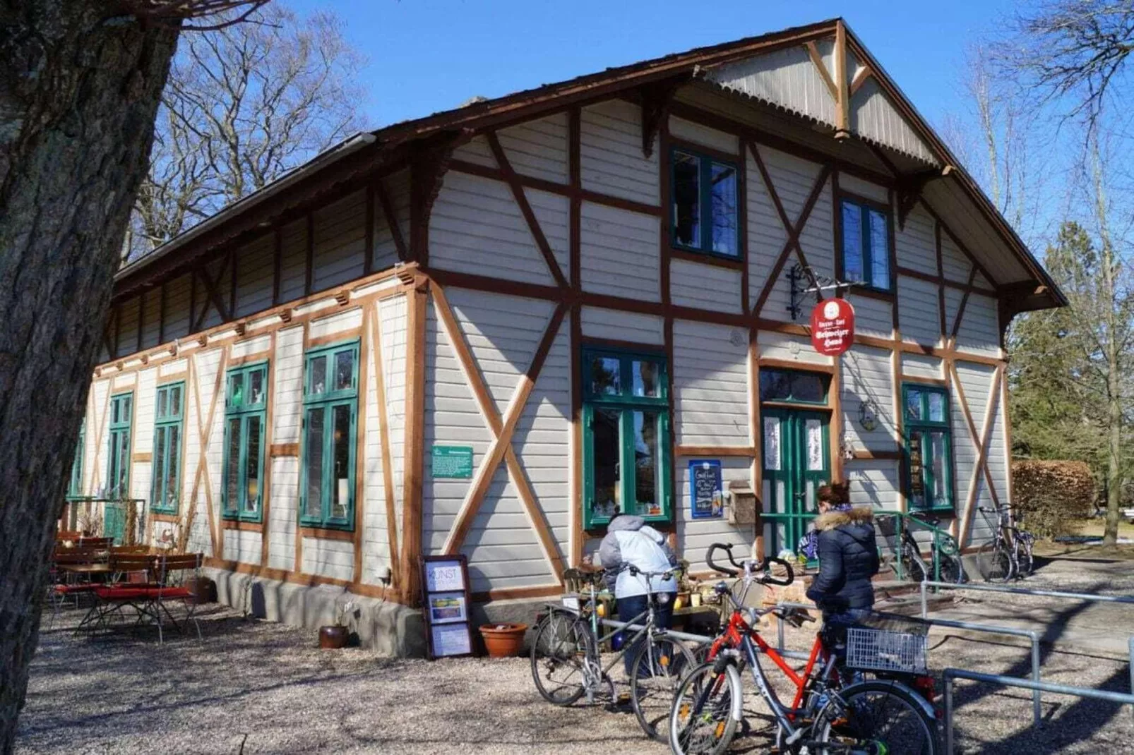 322076 - Buitenkant zomer