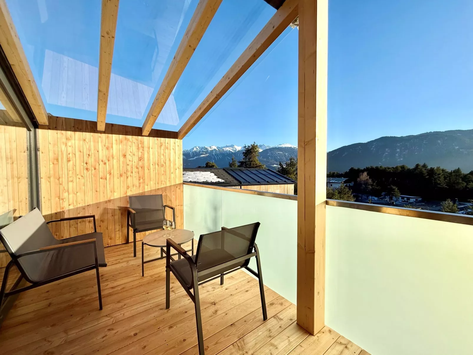 SKYLIGHT Chalet-Buiten